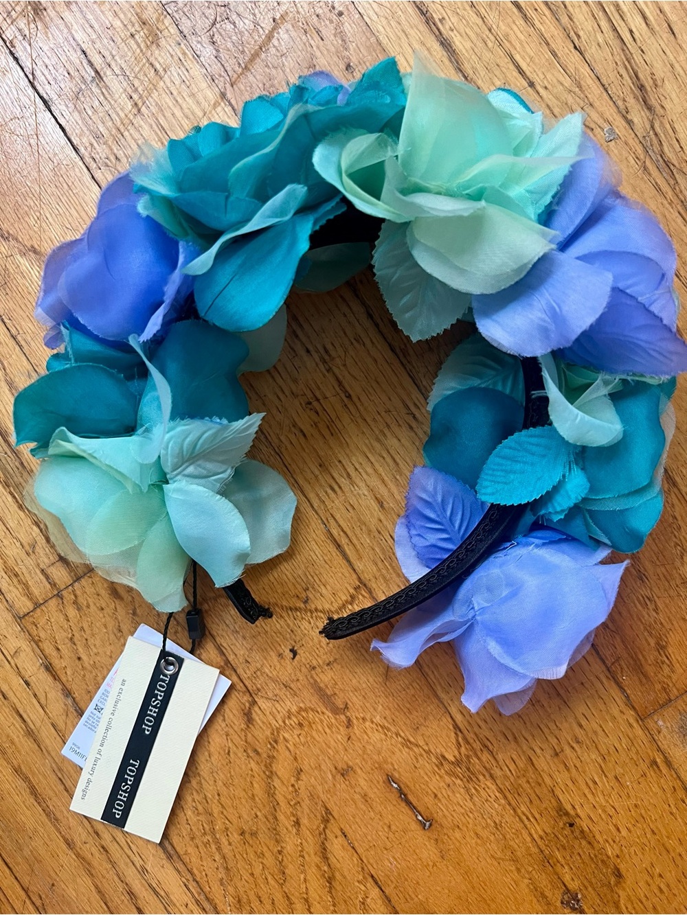 Floral headband by Topshop